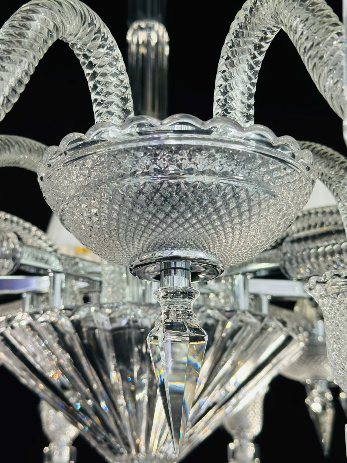 Bát pha lê Đèn chùm pha lê cao cấp chóa vải 24 tay DC8805T24