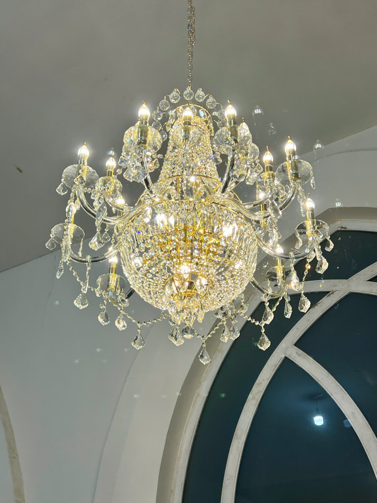 Đèn chùm pha lê ánh vàng đường kính 1m DC8860T20 ánh sáng vàng