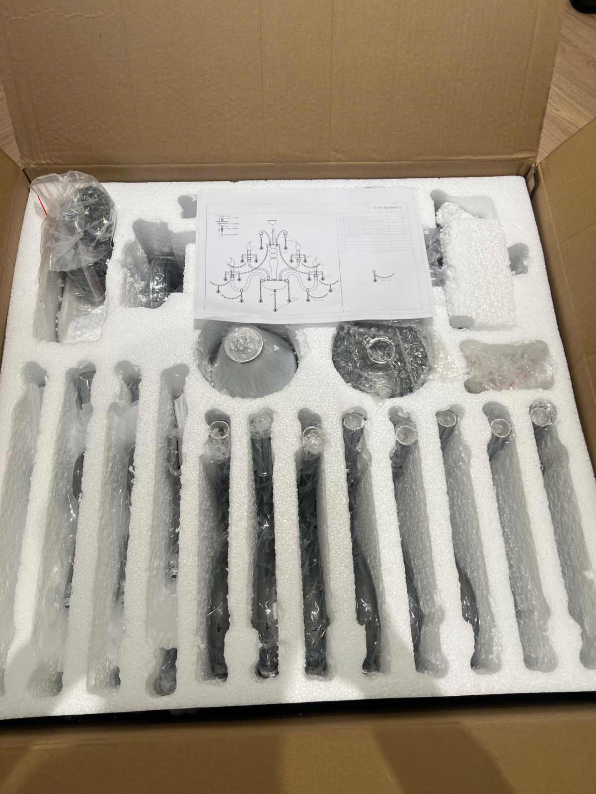 Mở thùng Đèn chùm pha lê màu khói xám 12 tay DC9188T12