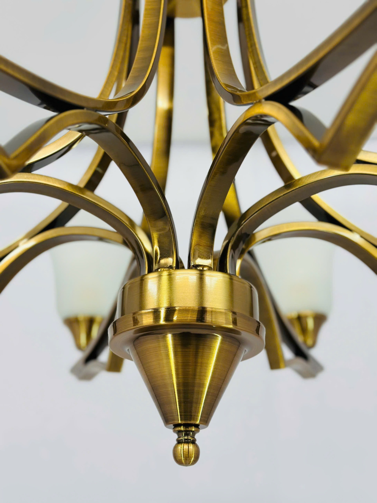 Khung Đèn chùm phòng khách tân cổ điển 8 tay DC9209T8