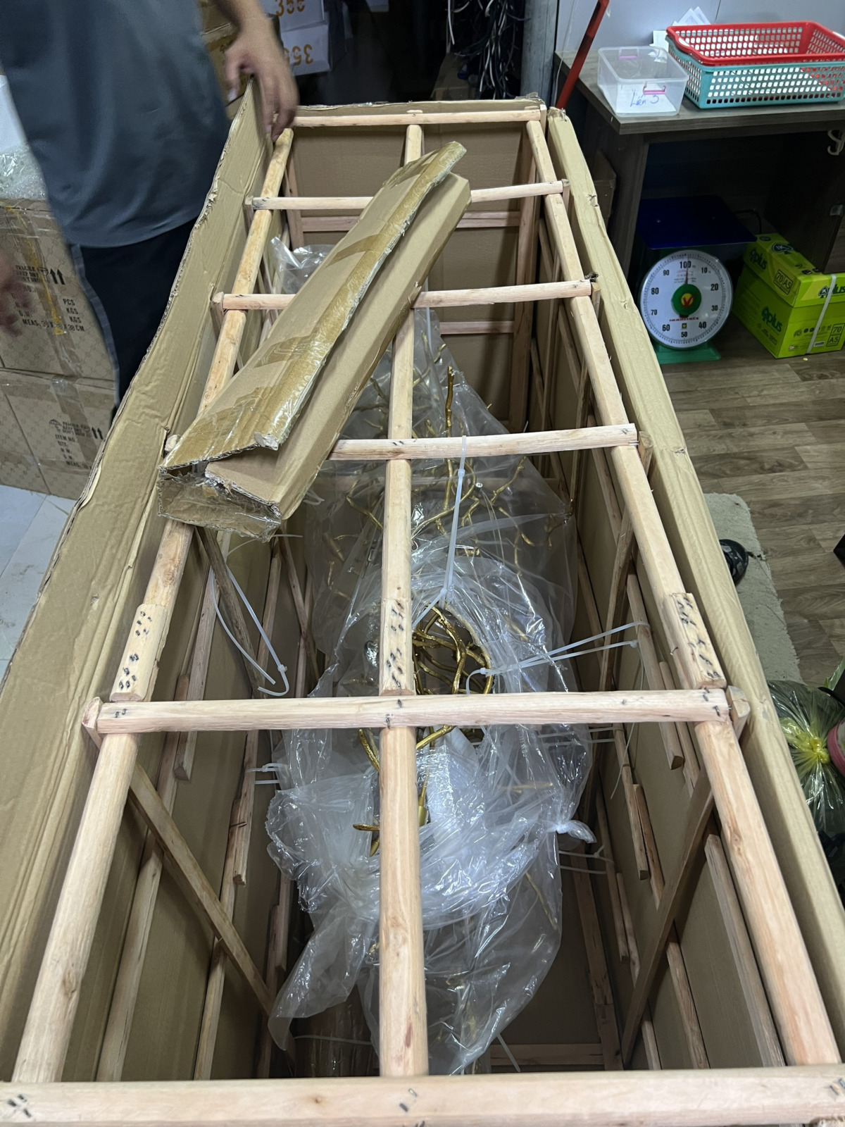 Đóng thùng Đèn thả pha lê giọt nước TPL3005