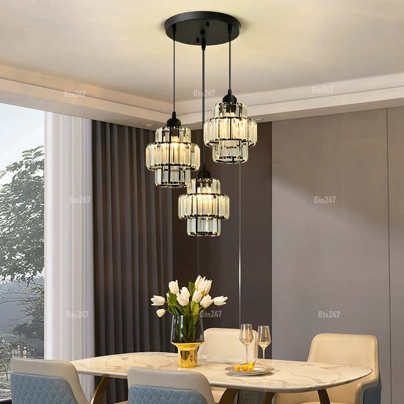 Đèn thả pha lê hình thoi bàn tròn DT-2399/3B-BK