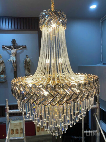 Đèn Pha Lê Cao Cấp: Đẳng Cấp Sang Trọng Cho Không Gian Sống