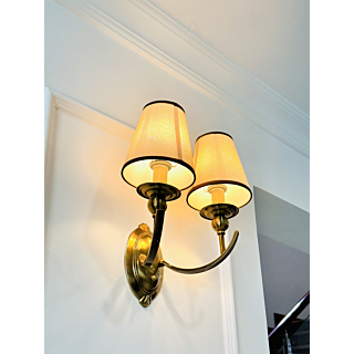 Đèn tường mạ đồng chóa vải 2 tay VDC9033T2