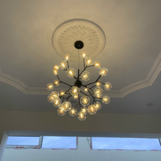 Đèn chùm hiện đại thân màu Đen 36 bóng đèn có chao màu Vàng TTK56-Den-ChaoVang