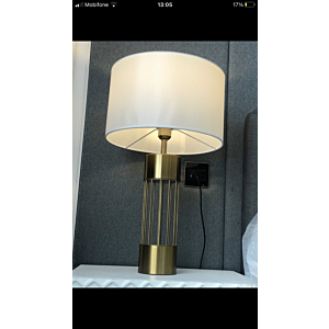 Đèn Bàn Trang Trí Hiện Đại DB41