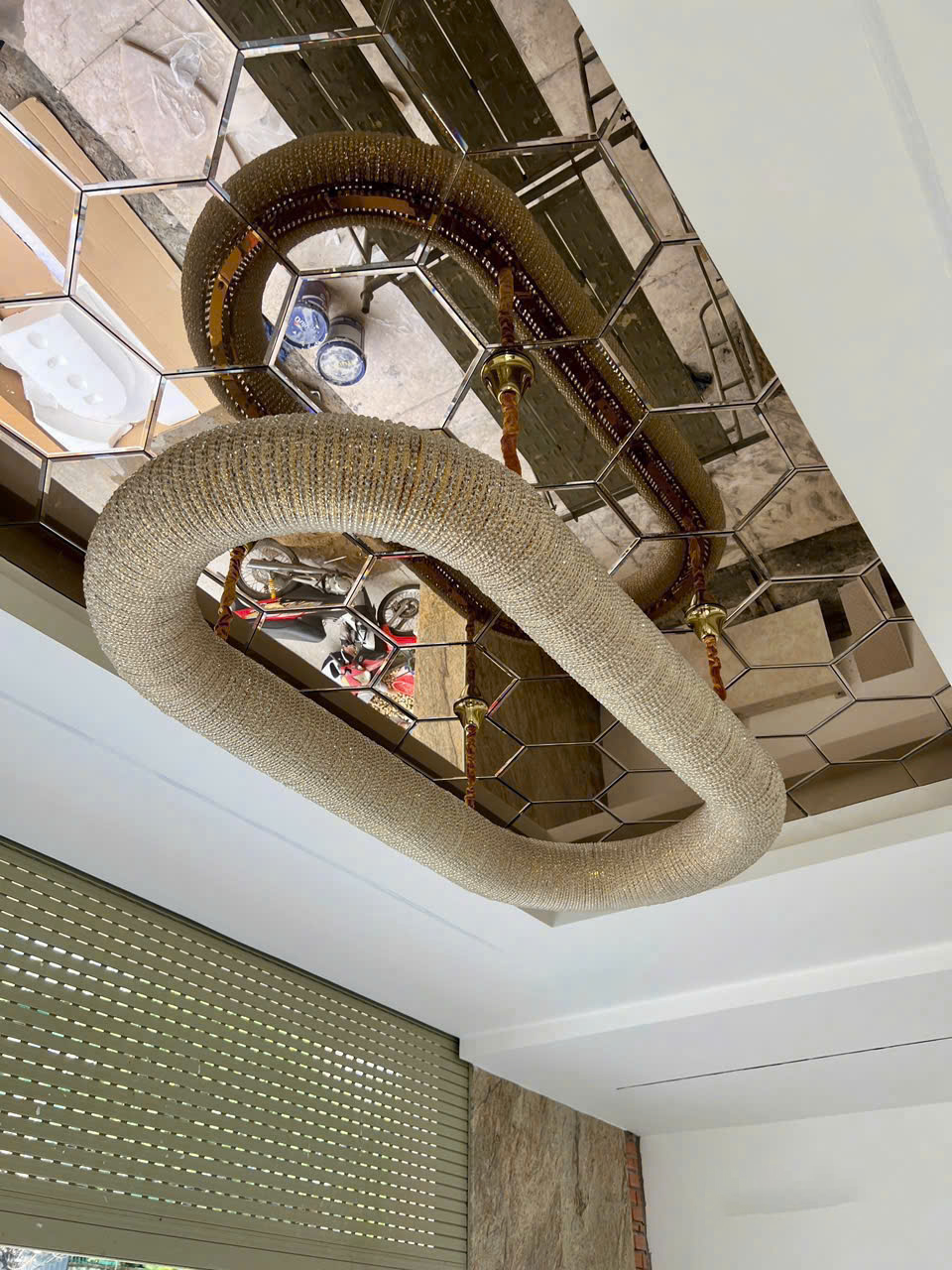 Đèn pha lê nhà phố