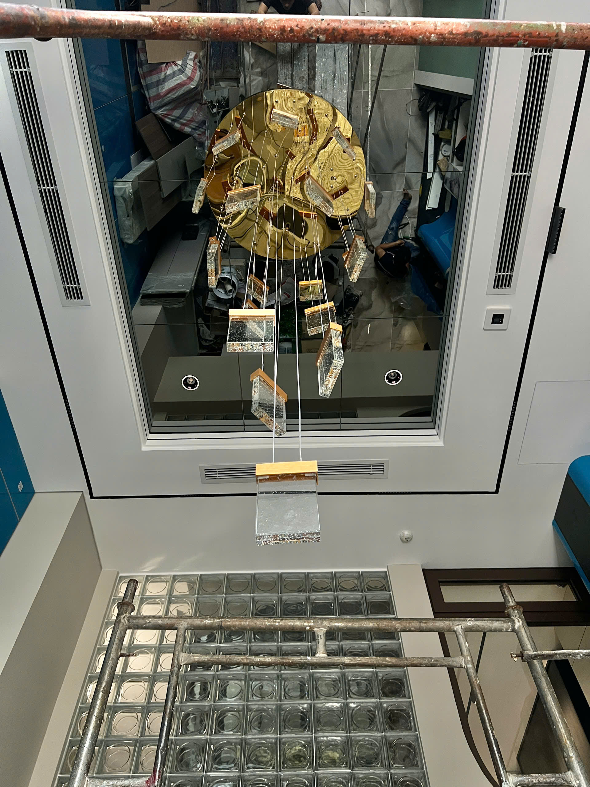 lắp đặt đèn khách sạn