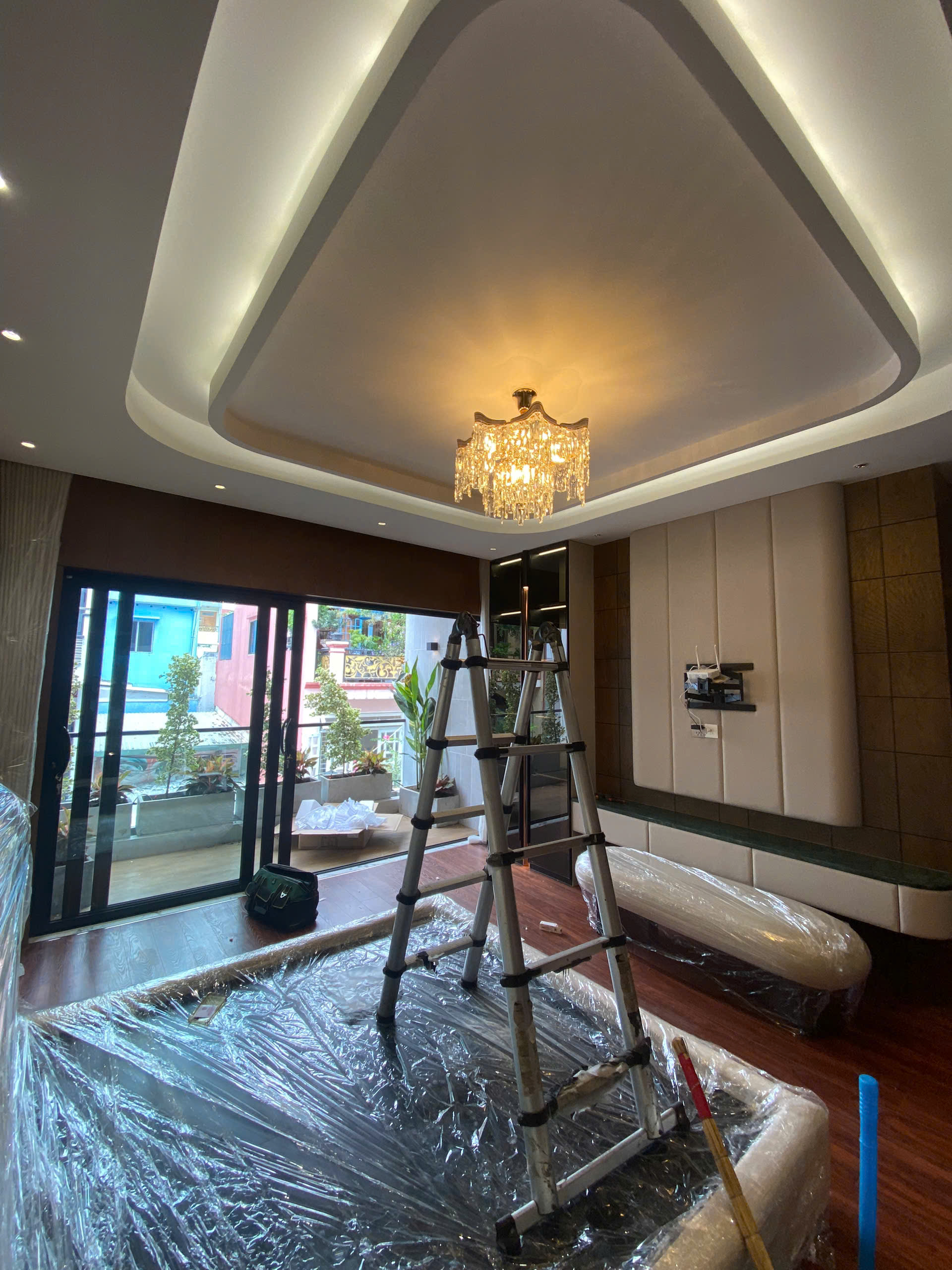 Đèn pha lê đường kính 60cm TPL1213T600 ánh sáng vàng