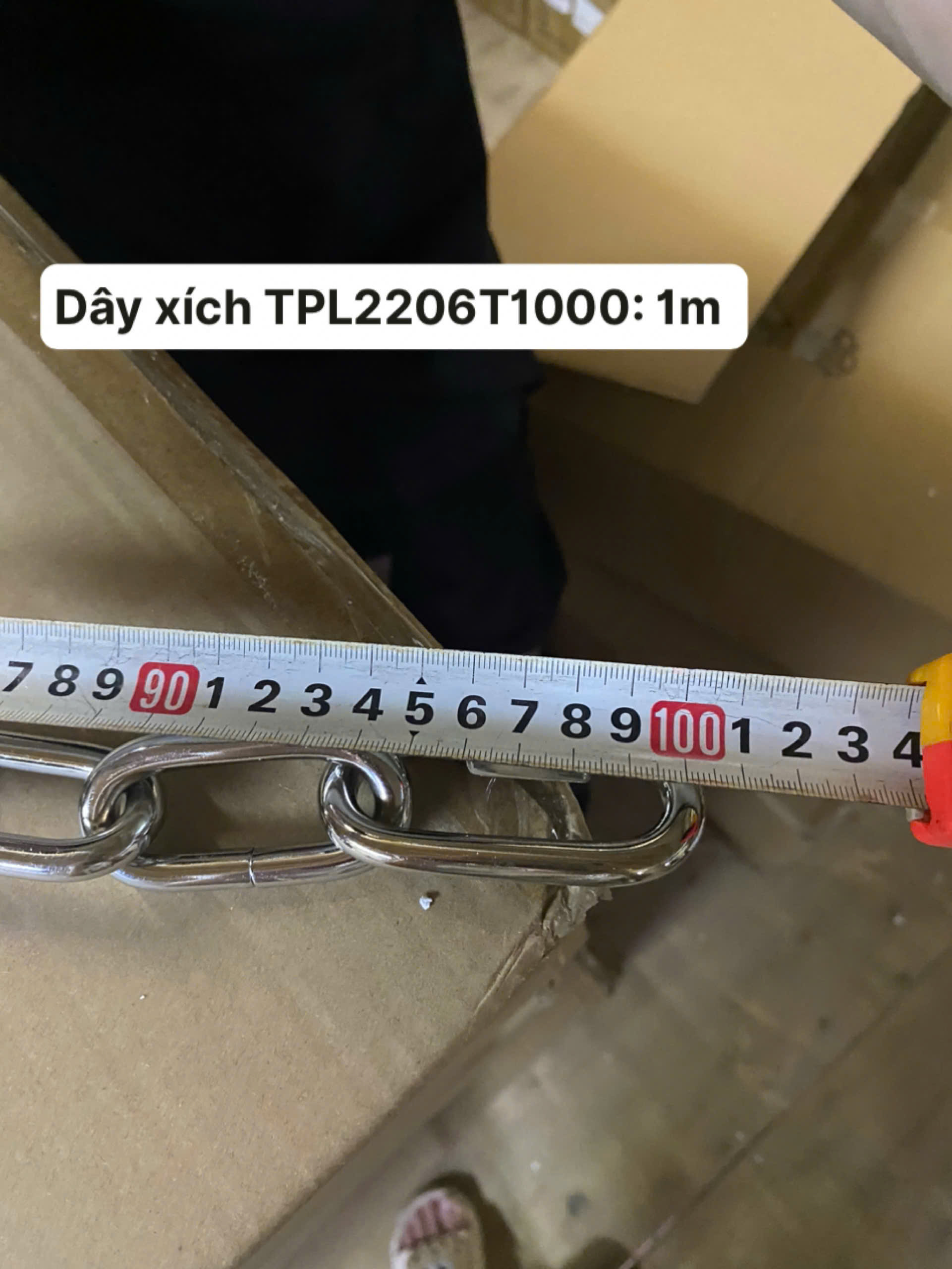 kích thước xích đèn pha lê