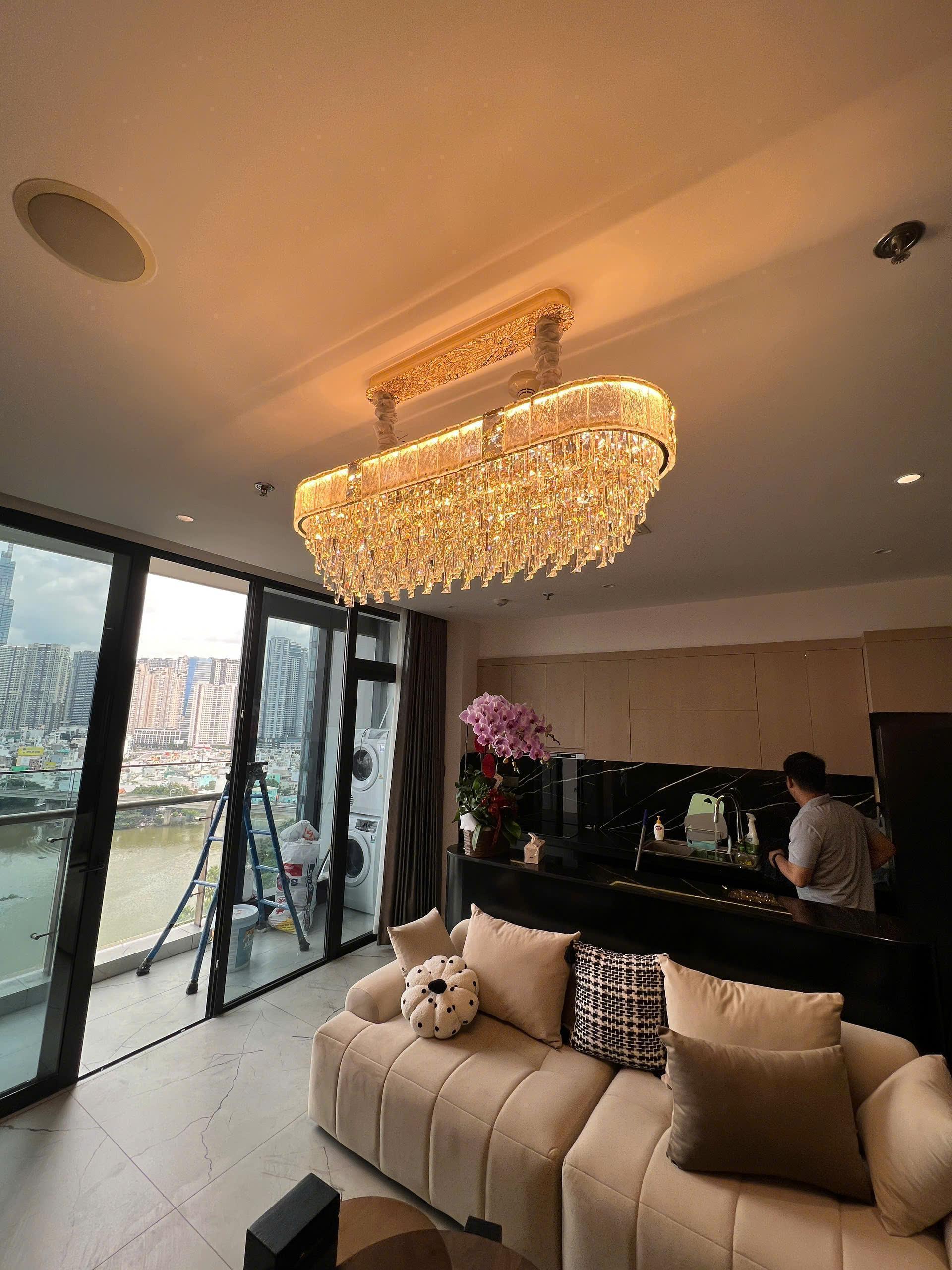 Đ&egrave;n trần ph&ograve;ng kh&aacute;ch TPL326N1000