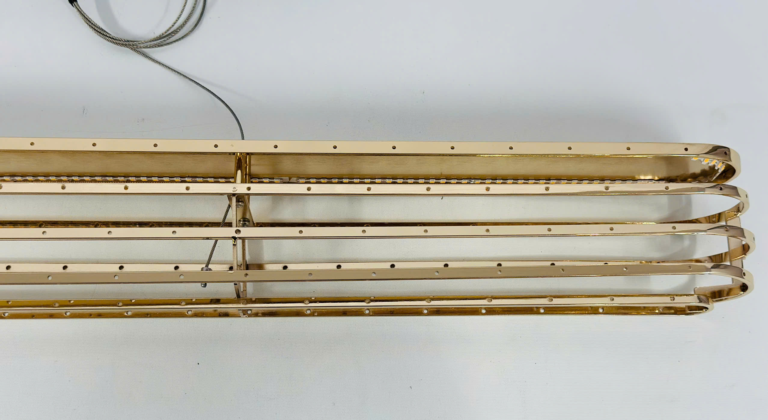 chi tiết khung đèn TPL588T1200