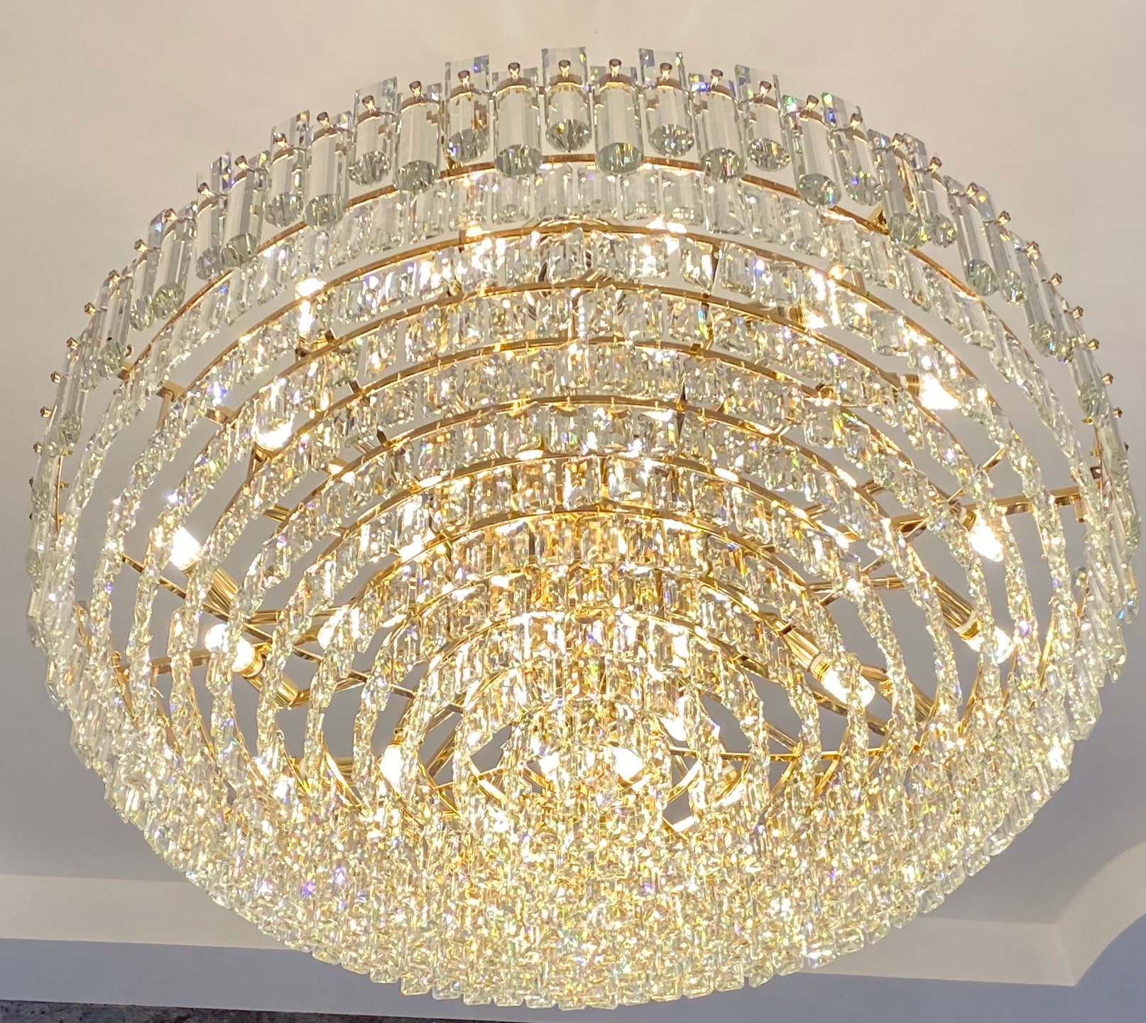 Chi tiết Đèn pha lê lớn đường kính 1m TPL6270T1000