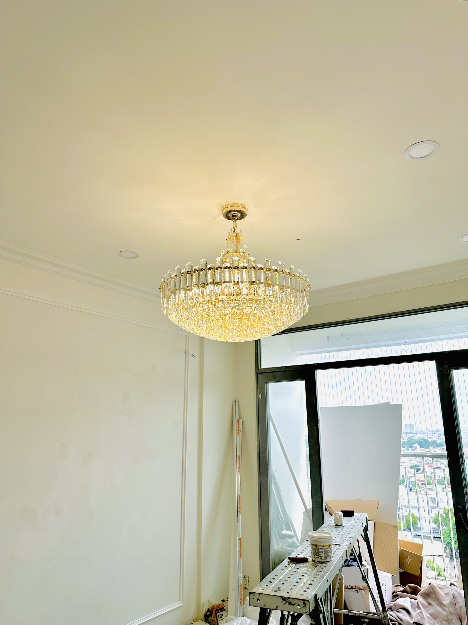 Đèn pha lê lớn TPL6270T800