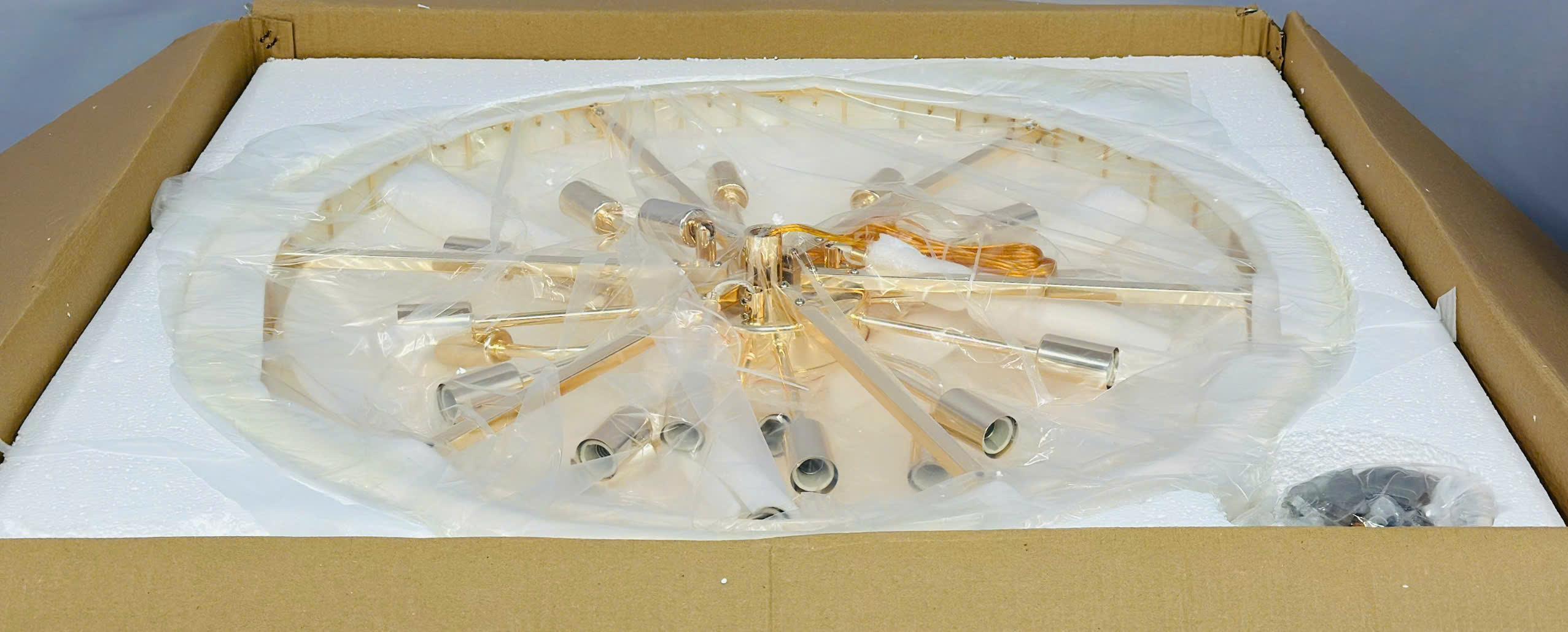 Mở hộp đ&egrave;n TPL817T800