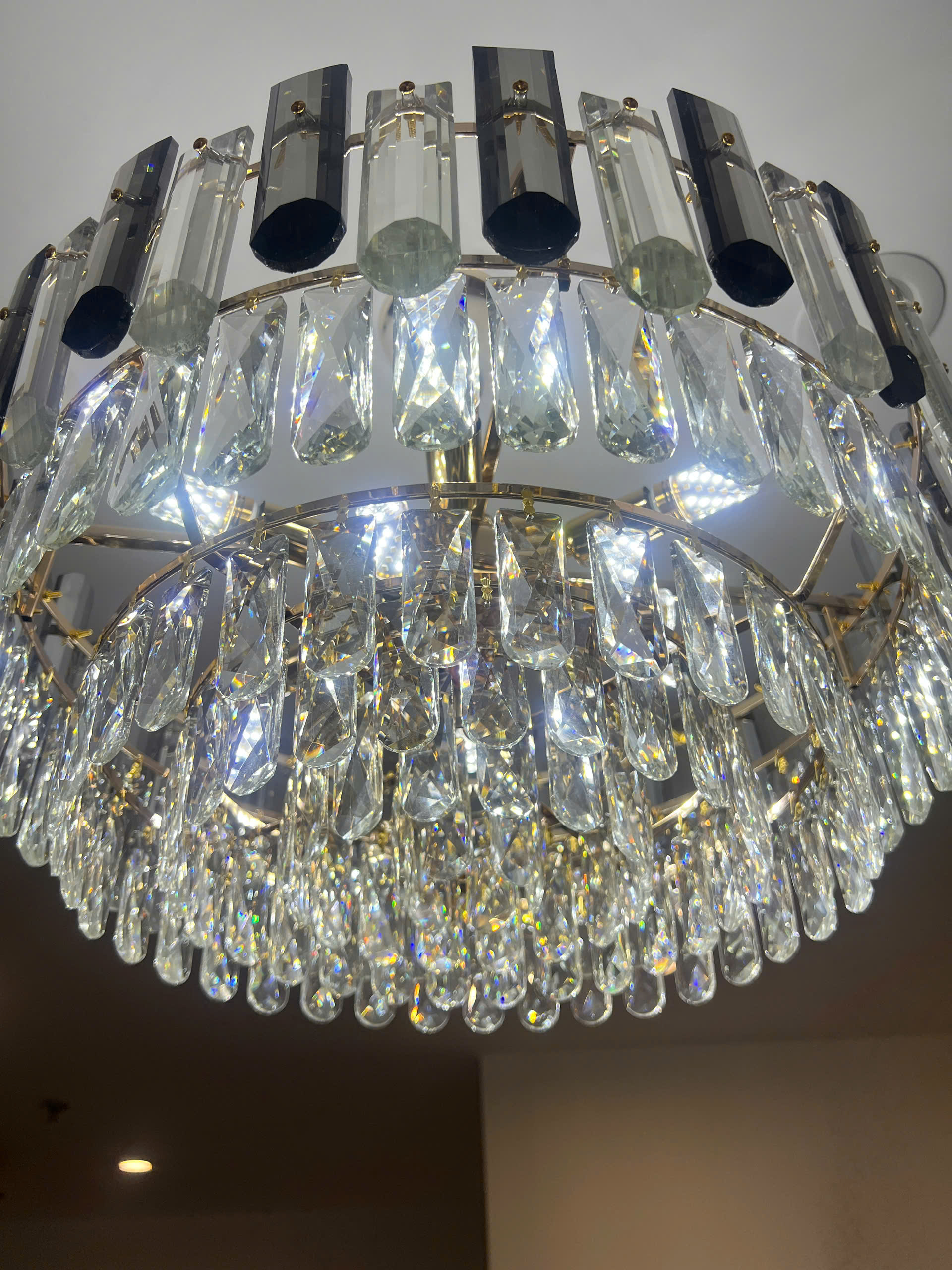 chi tiết pha lê Đèn pha lê cao cấp đường kính 60cm TPL88207T600