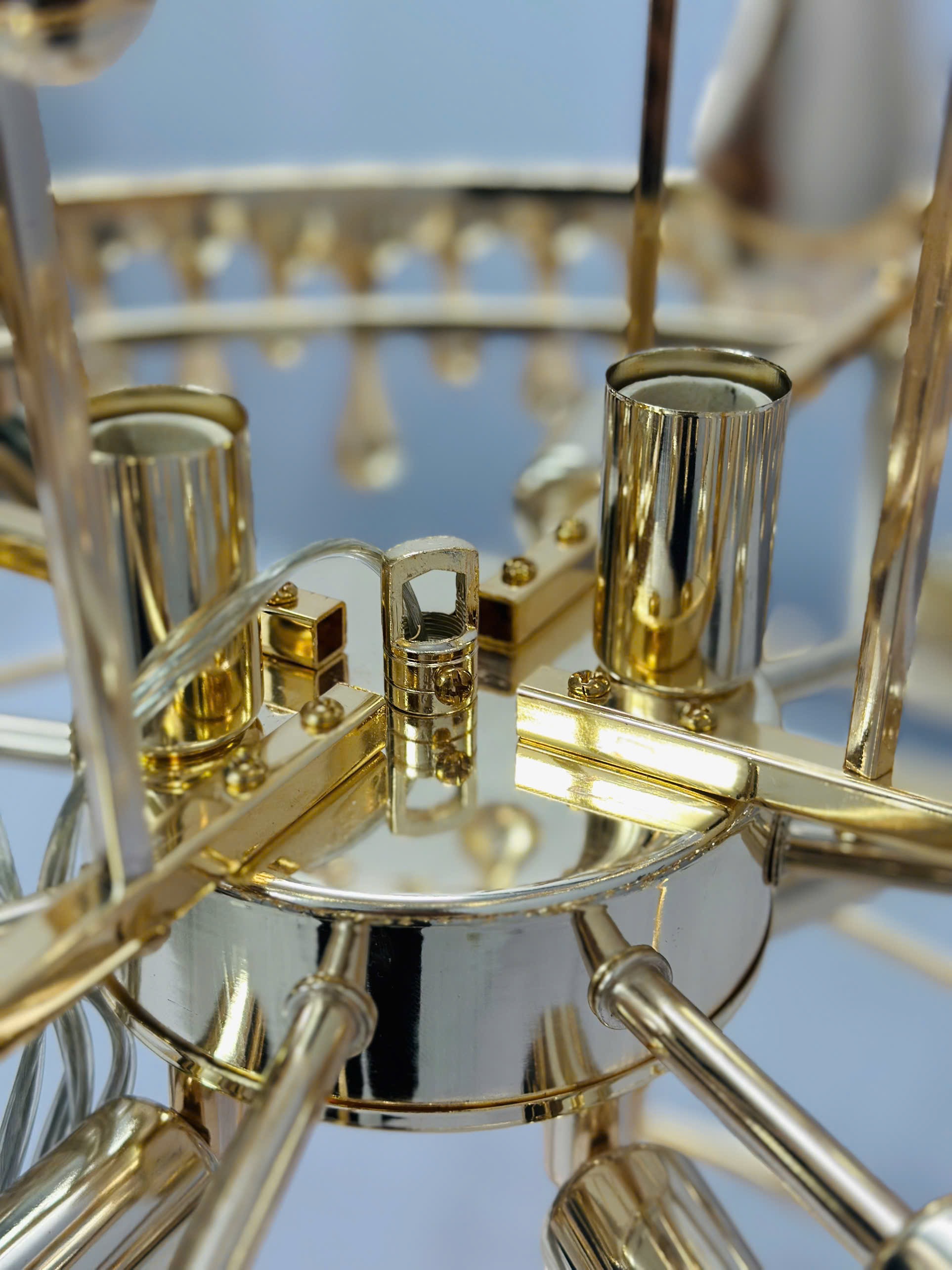 Lắp đèn TPL8879T600