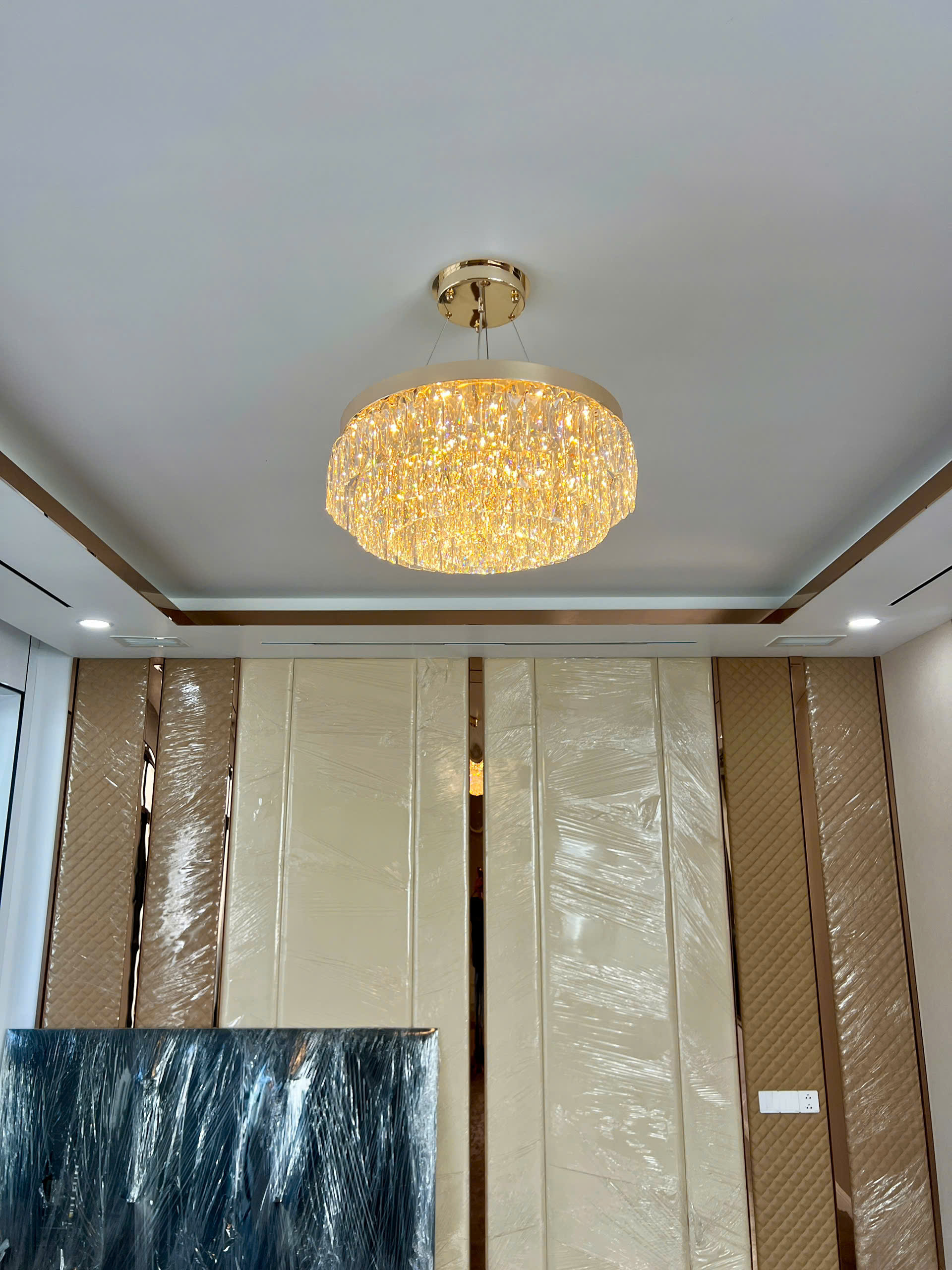 Đèn chùm thả 3 dây TPL8882T600