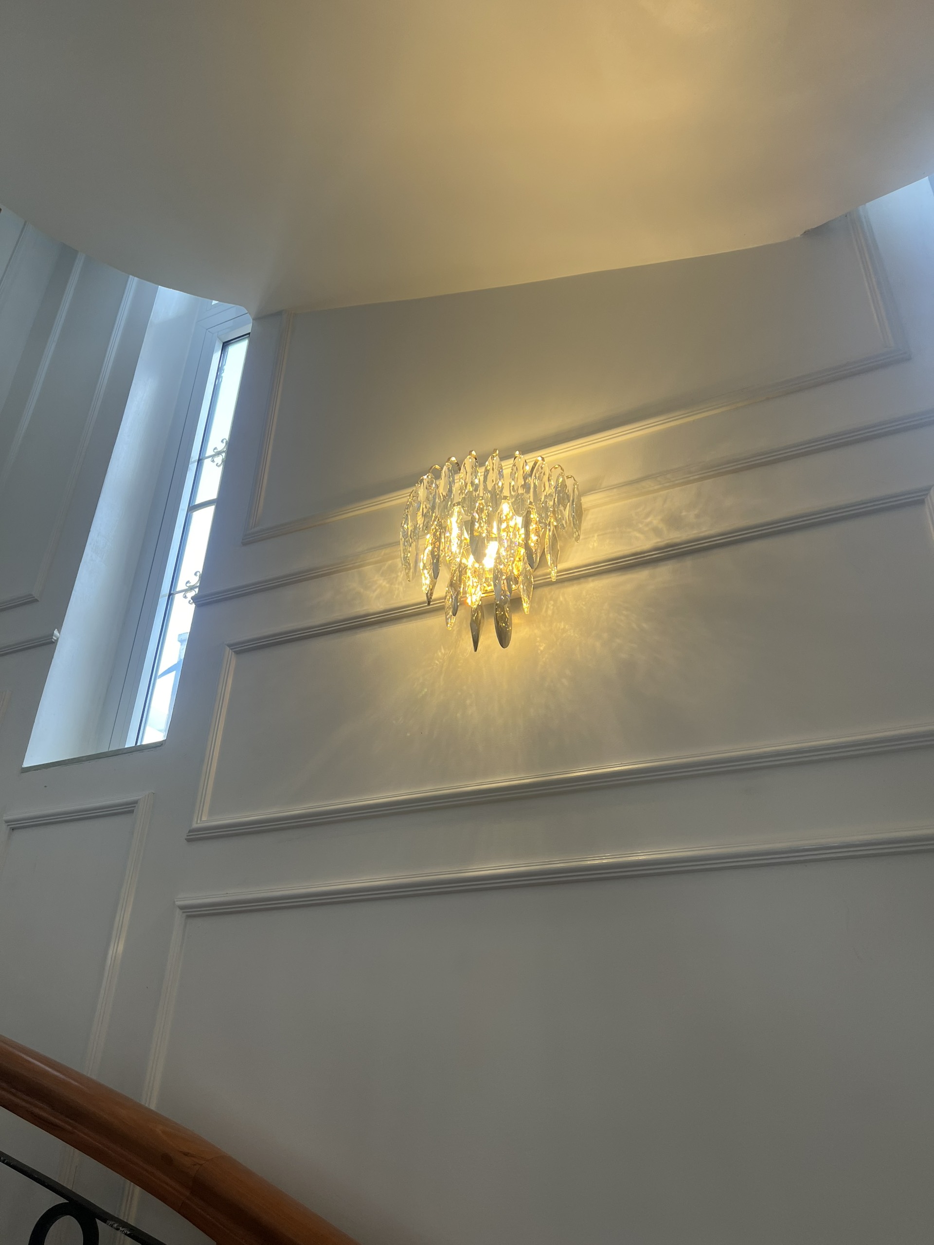 Đèn cầu thang pha lê