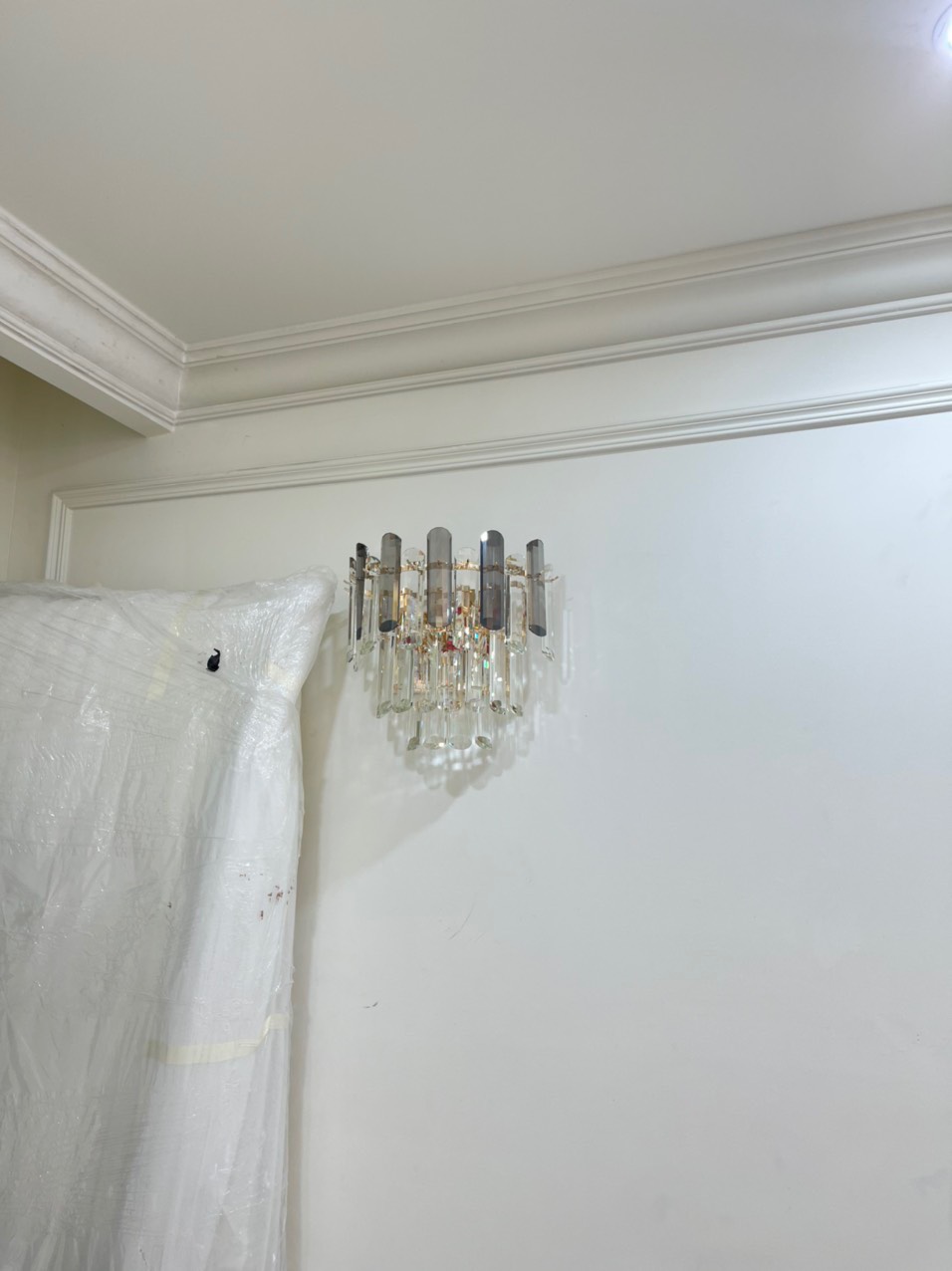 Đèn tường pha lê cao cấp VPL88207 khi tắt đèn