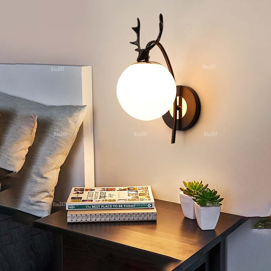Đèn gắn tường phòng ngủ hình cầu đầu hươu VB-1749/1BK