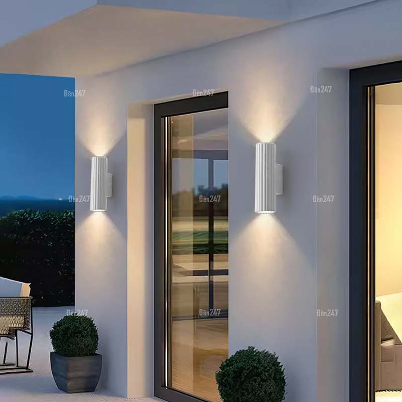 Đèn hắt tường 2 đầu trụ tròn trắng nhám VL-2242/2